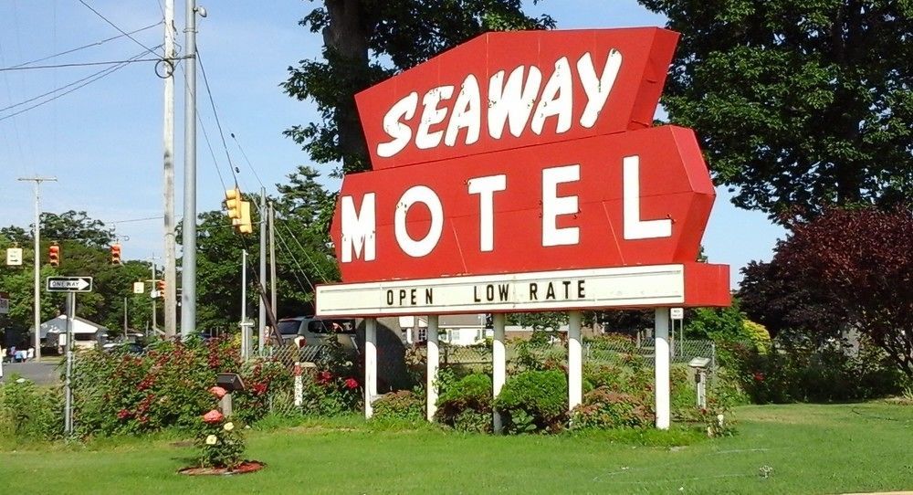 Seaway Motel Roosevelt Park Extérieur photo