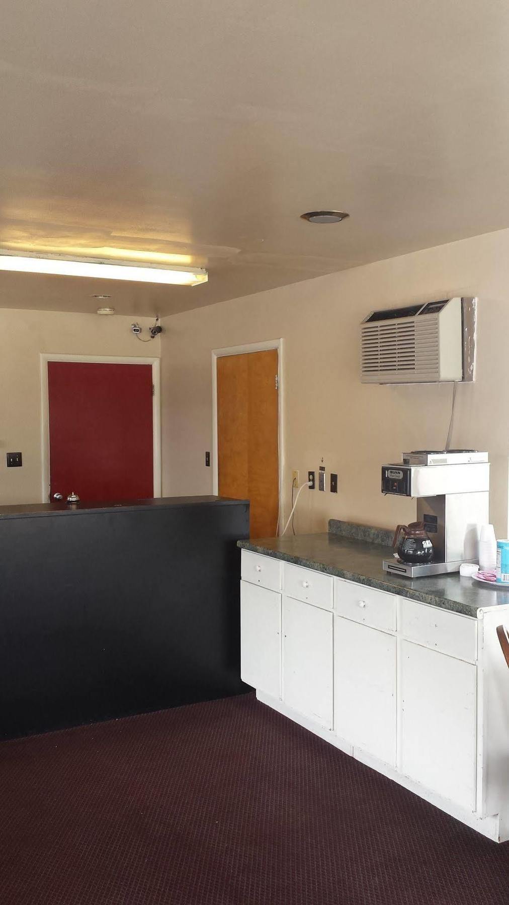 Seaway Motel Roosevelt Park Extérieur photo