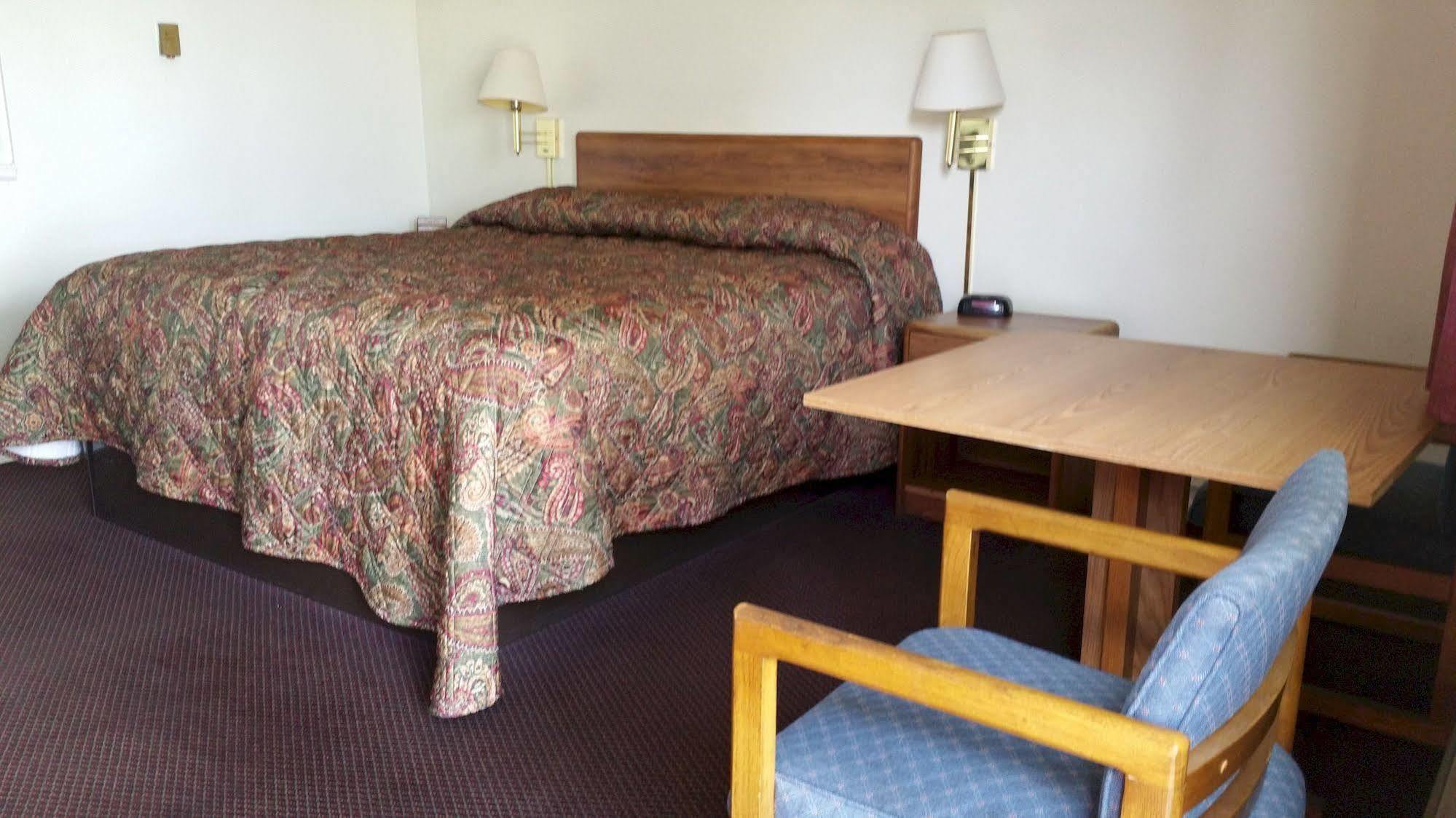 Seaway Motel Roosevelt Park Extérieur photo