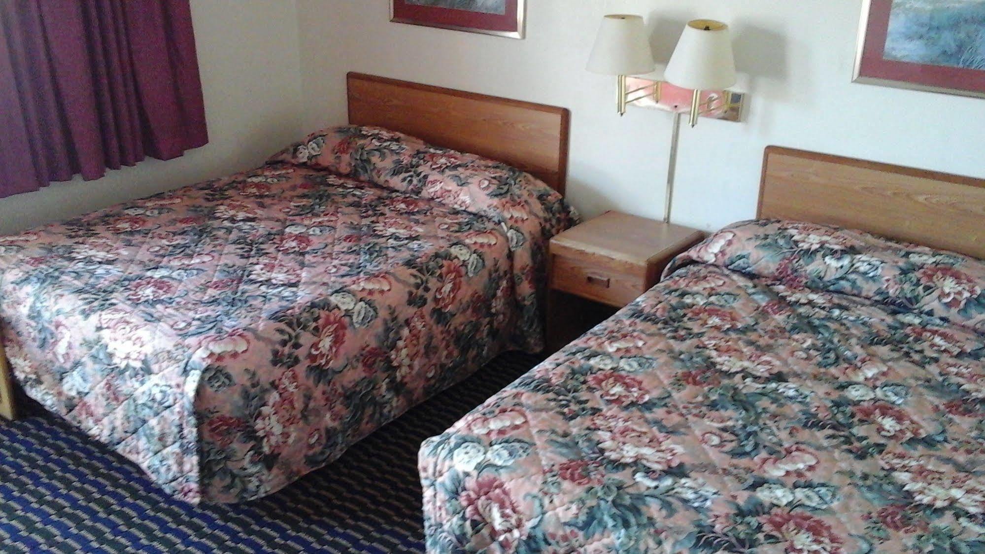 Seaway Motel Roosevelt Park Extérieur photo