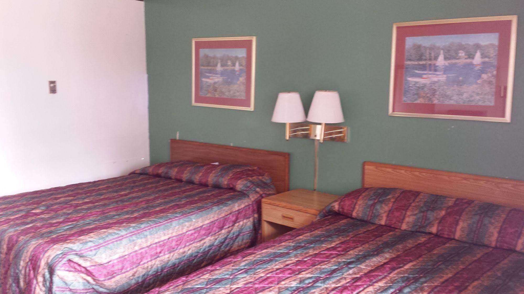 Seaway Motel Roosevelt Park Extérieur photo
